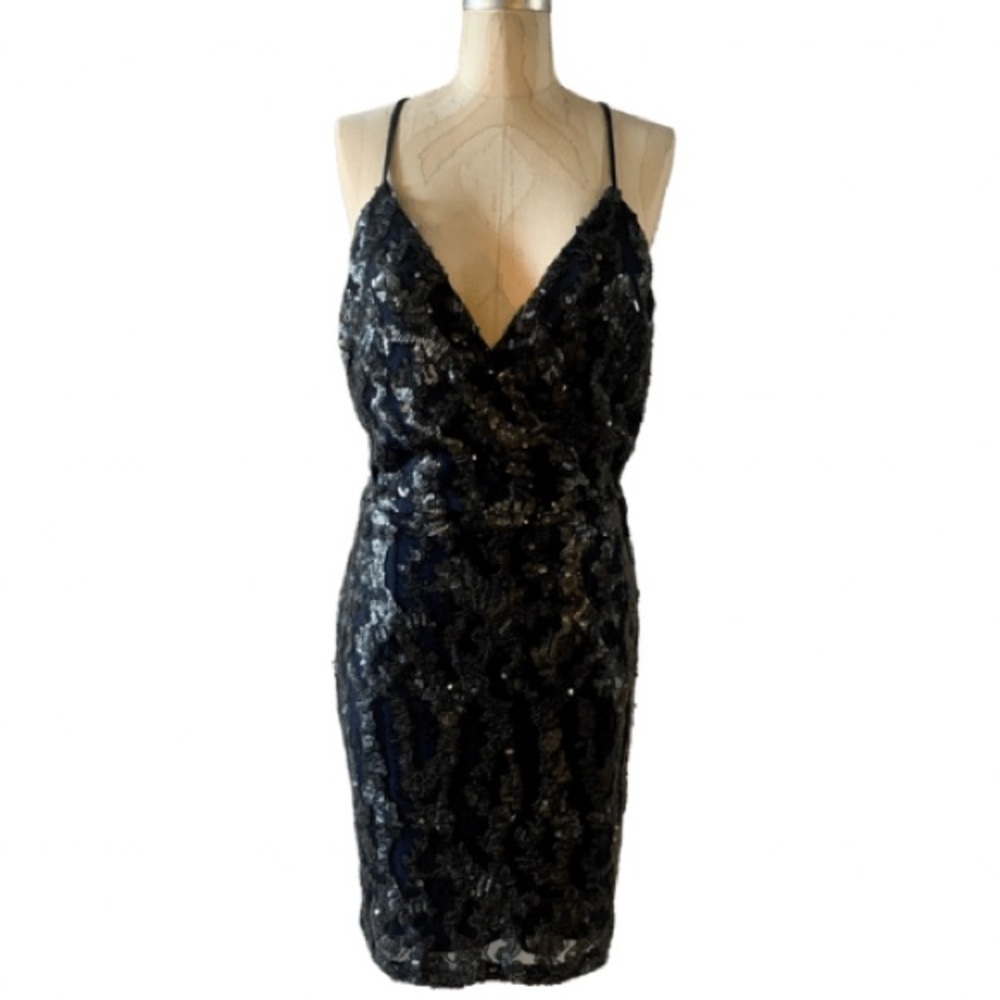 GREYLIN Women's Navy-Black Mesh & Gun Metal Sequin Wrap Front Dress Size Medium - Picture 3 of 11